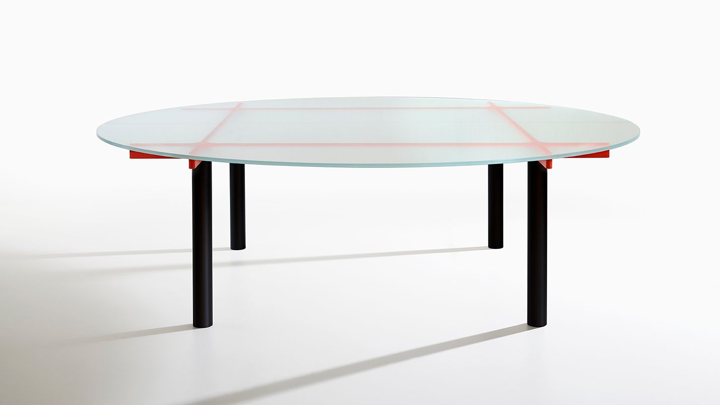 Round meeting table Balance by IOC project partners, designed to foster collaboration, equality, and shared decision-making in contemporary workspaces.